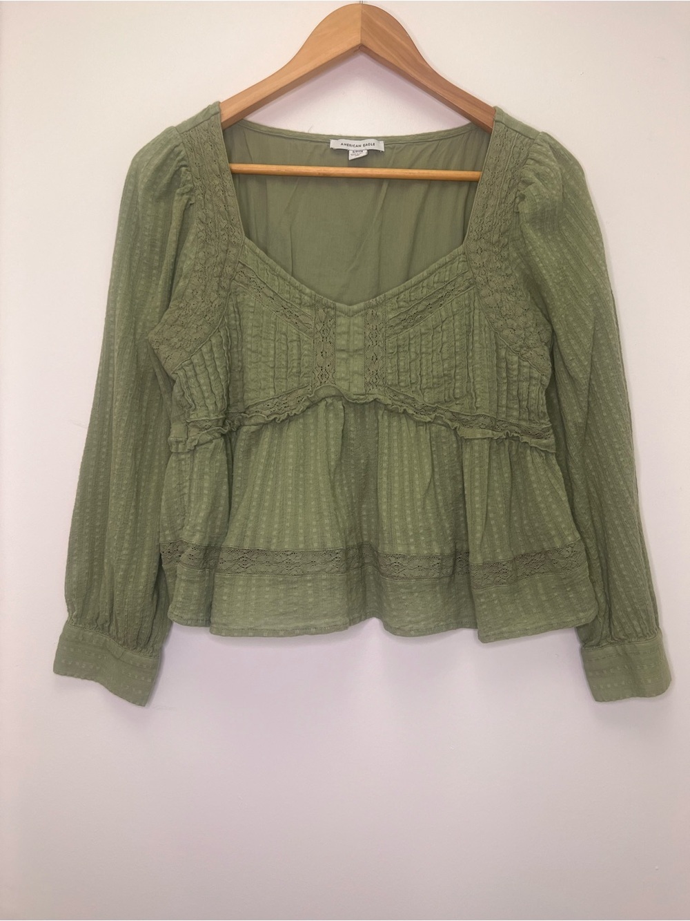 100% Cotton American Eagle Olive Green Lace Peplum Top Boho Long Sleeve Small